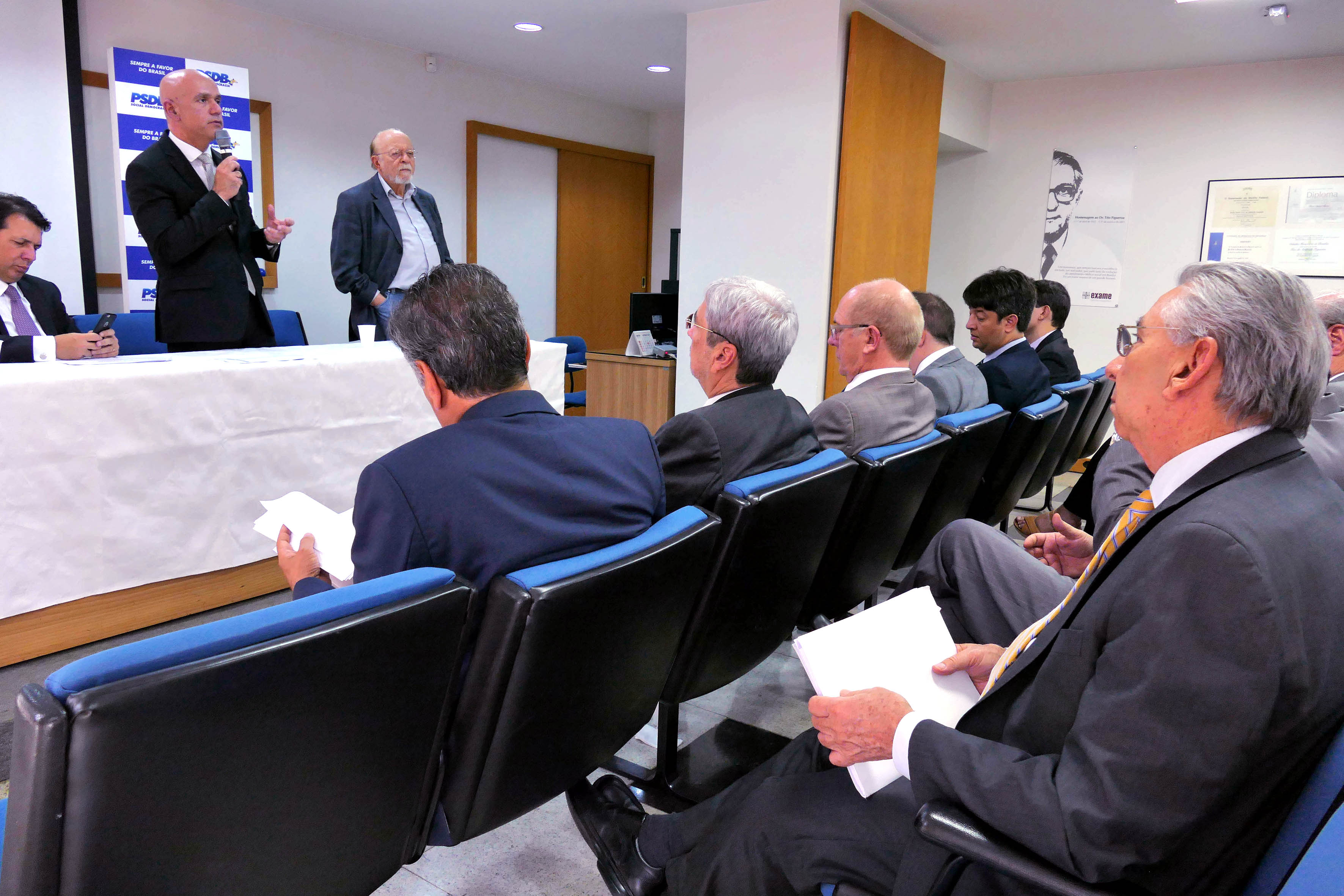 Secretário da Previdência Social do Ministério da Fazenda, Marcelo Caetano fala durante reunião da executiva do PSDB para debater sobre a Reforma da Previdência. Ao seu lado o deputado Arthur Maia e o presidente do PSDB, Alberto Goldman. Brasília, 06/12/2017 - Foto Orlando Brito